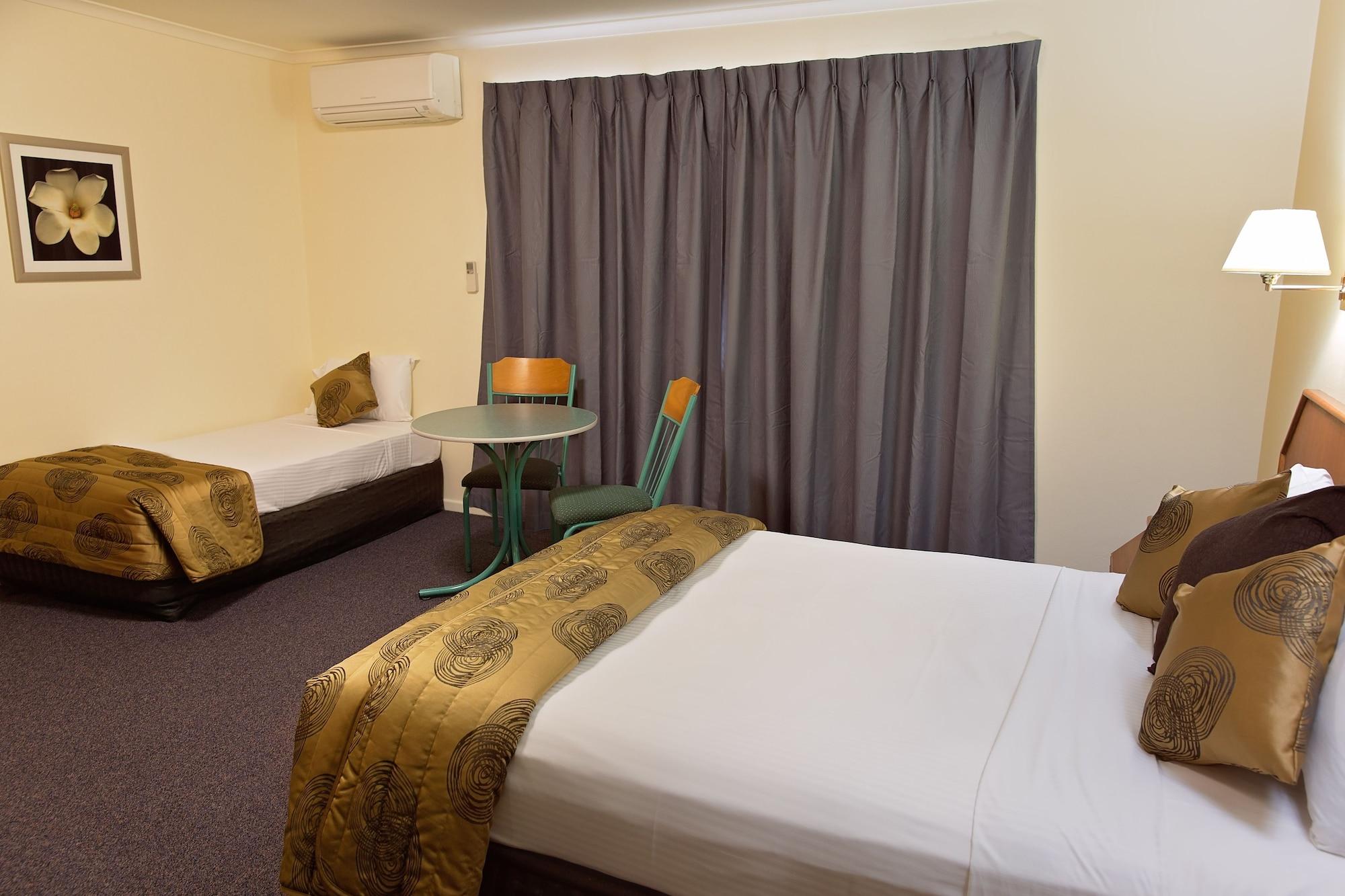 White Lace Motor Inn Маккай Екстер'єр фото