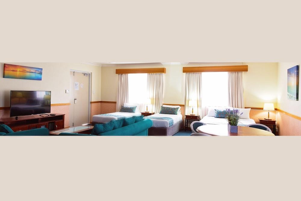 White Lace Motor Inn Маккай Екстер'єр фото
