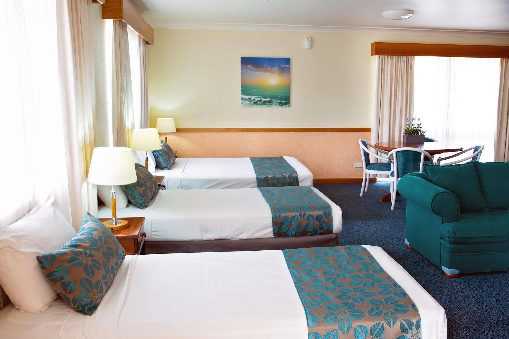 White Lace Motor Inn Маккай Екстер'єр фото